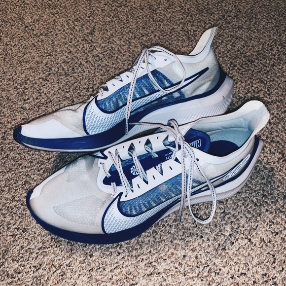 nike zoom gravity white racer blue